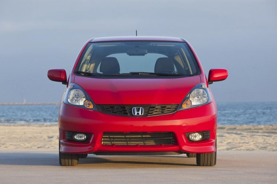  Honda Fit Sport 2012 года  (фото 14 из 42)